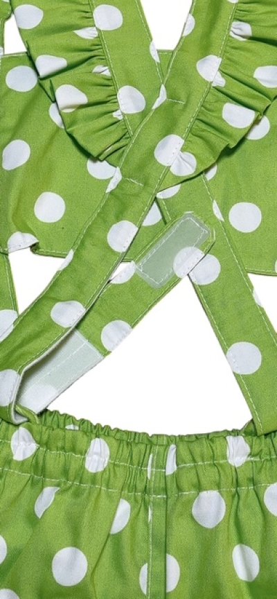 肩紐はマジックテープで調節