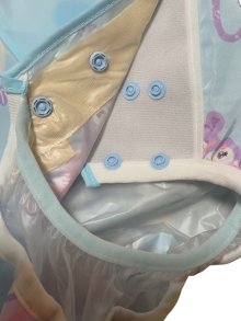 他の写真2: 大人用おむつカバーうさぎ柄水色ビニール防水