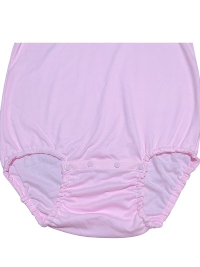 股下にピンクのボタン