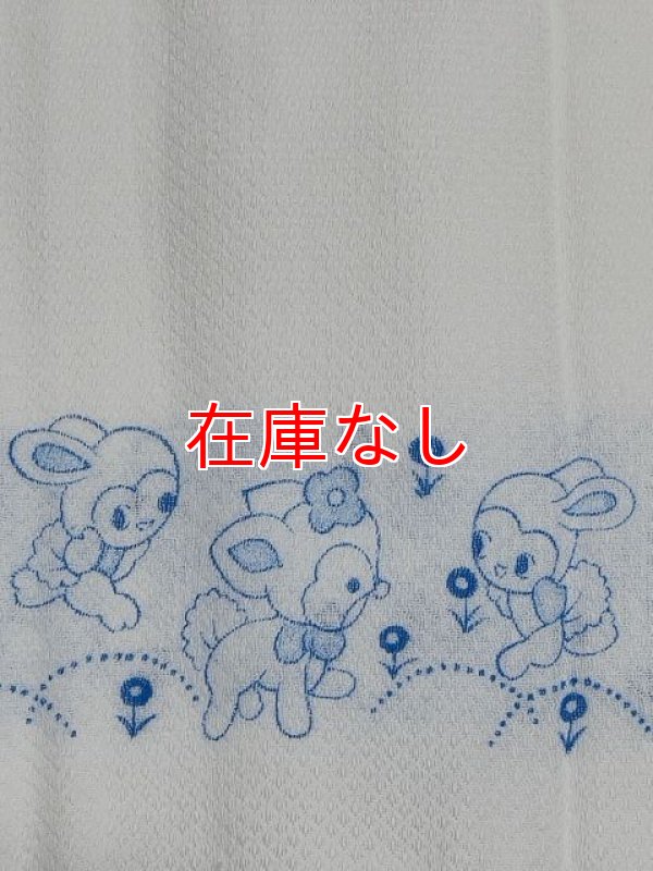 レトロなウサギとヒツジ柄