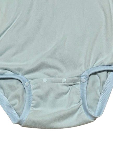 画像: 大人用ロンパースフード付きフリース長袖大きなアップリケ/水色在庫Mのみ