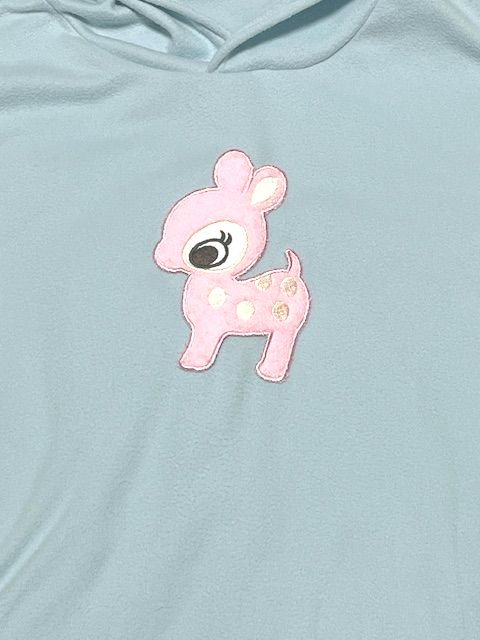 画像: 大人用ロンパースフード付きフリース長袖大きなアップリケ/水色在庫Mのみ